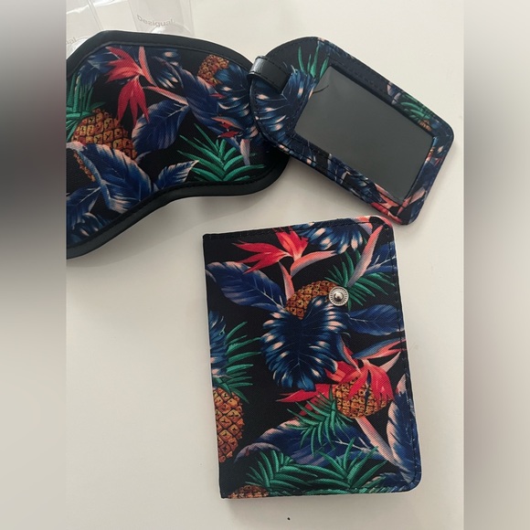 Travel pack…. NEVER USED - Picture 2 of 6